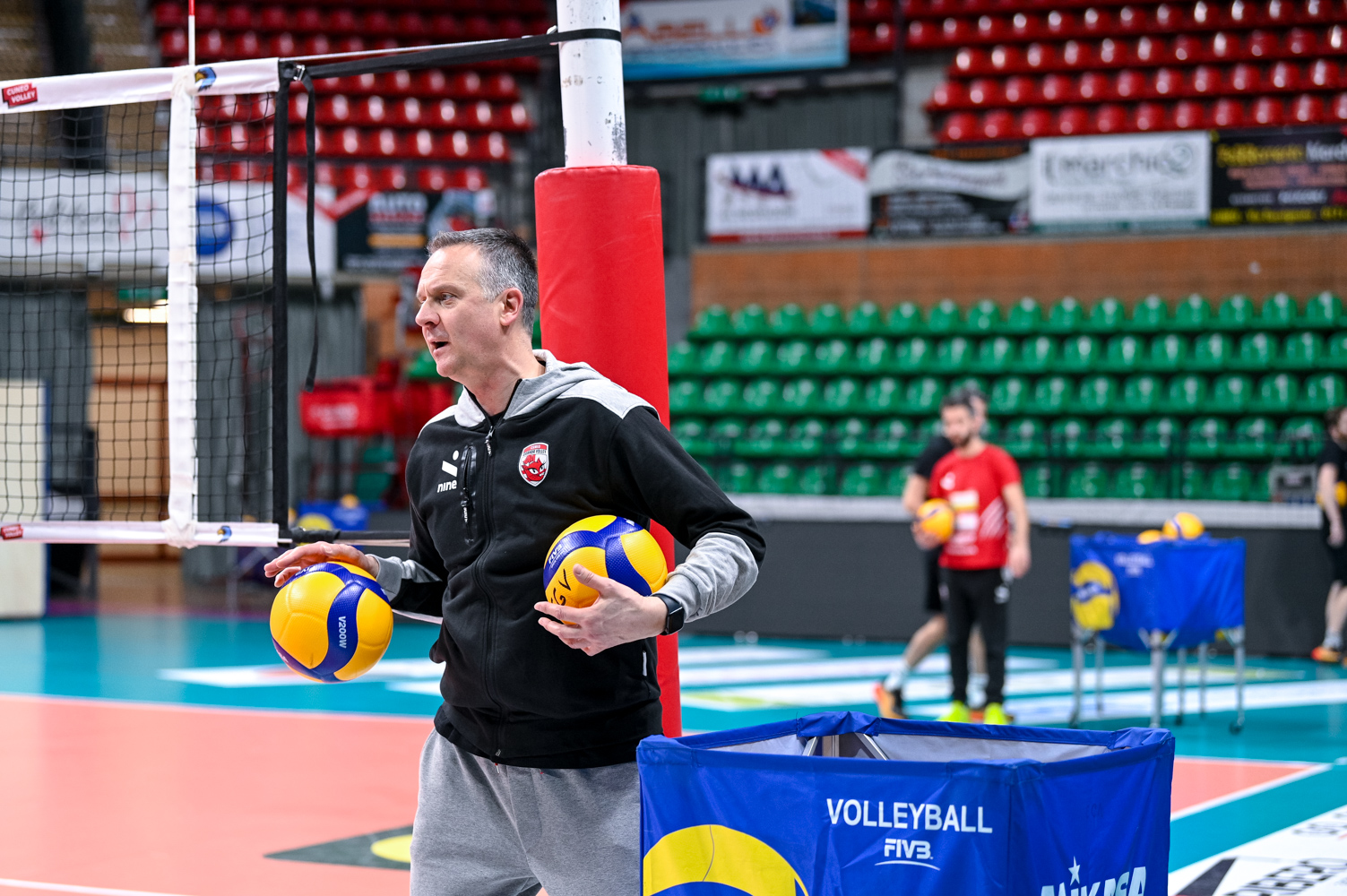 PALLAVOLO FEMMINILE A1 CUNEO DI SCENA A SCANDICCI NELLANTICIPO DEL